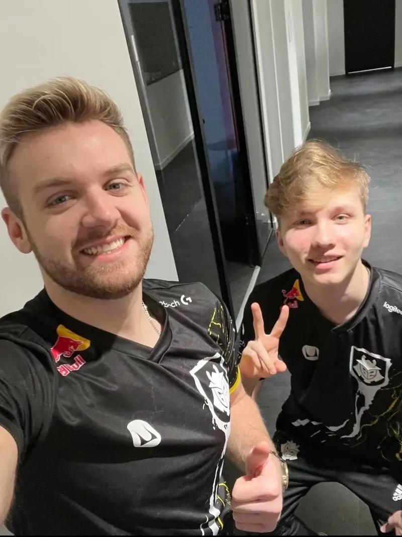 RNG DOTA2分部也倒了，队伍官宣队员几乎全阳