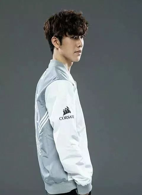 【前瞻】2025LPL春季赛LNG vs RA，电竞春晚的第一道前菜