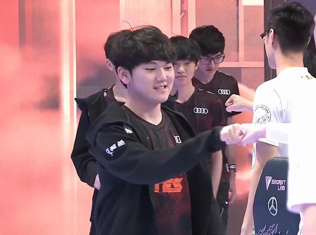 LOL官方展示GAM在越南赛区的荣誉：19夏至今收获8个联赛冠军